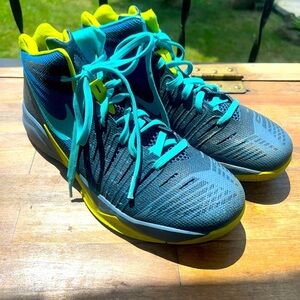 Nike Zoom Get Buckets Size 9 643300-400